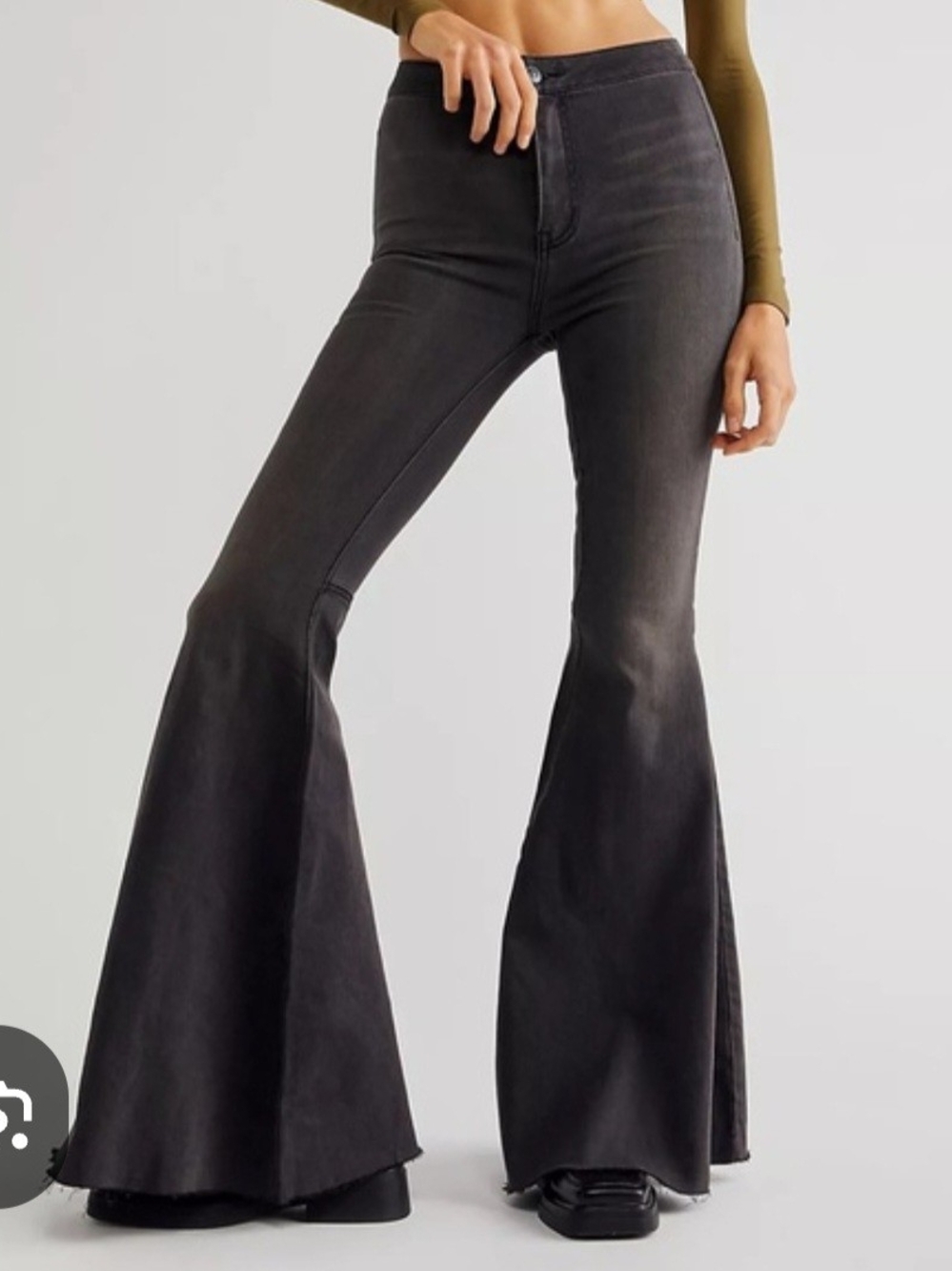 O Free People Black Just Float On High-Rise Super Flare Jeans Size 26